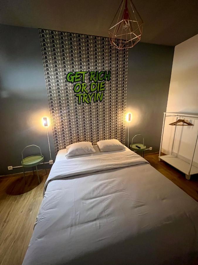 Capsule Casino - Jacuzzi - Billard - Netflix - Console & Jeux Apartment Mons Exterior photo