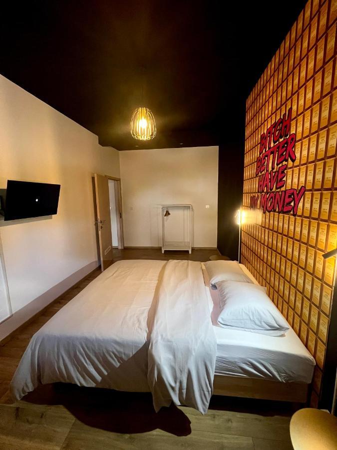 Capsule Casino - Jacuzzi - Billard - Netflix - Console & Jeux Apartment Mons Exterior photo